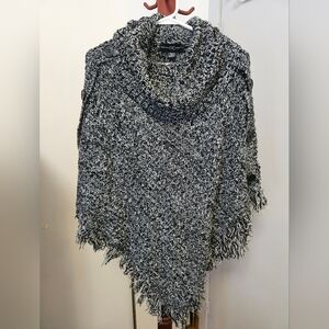 B&W Knitted Pattern Sweater v2